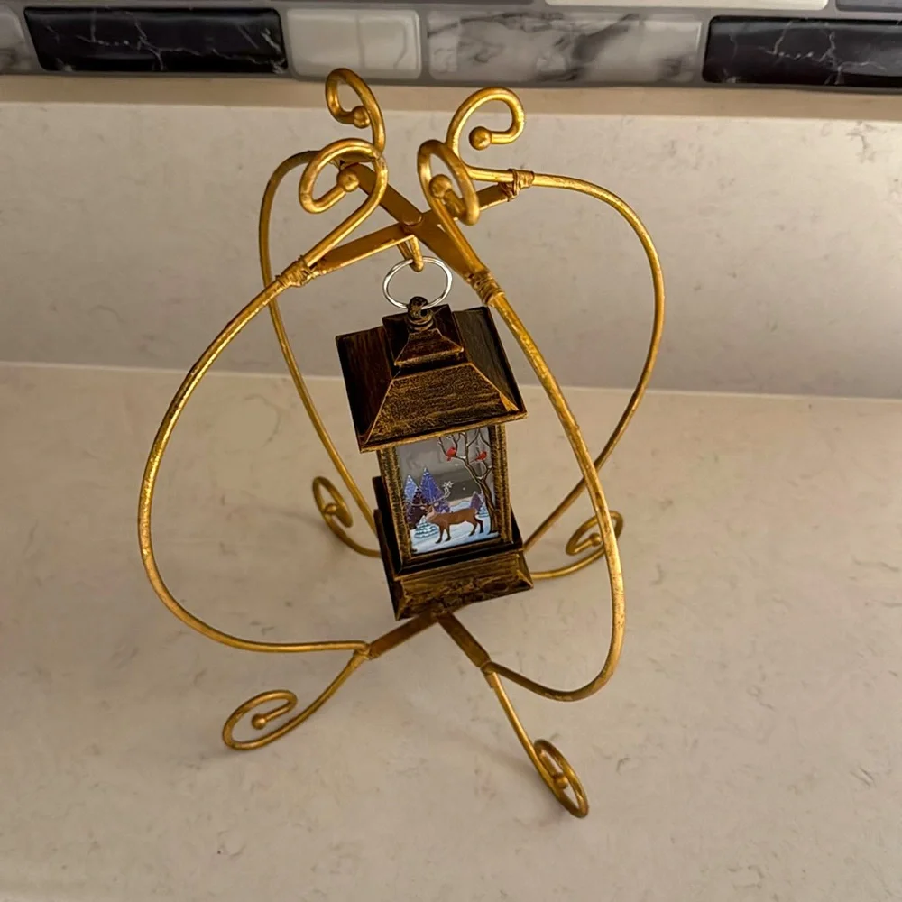 Pier 1 Imports - Christmas Ornament‎ Display Holder - Foldable Gold Tone
